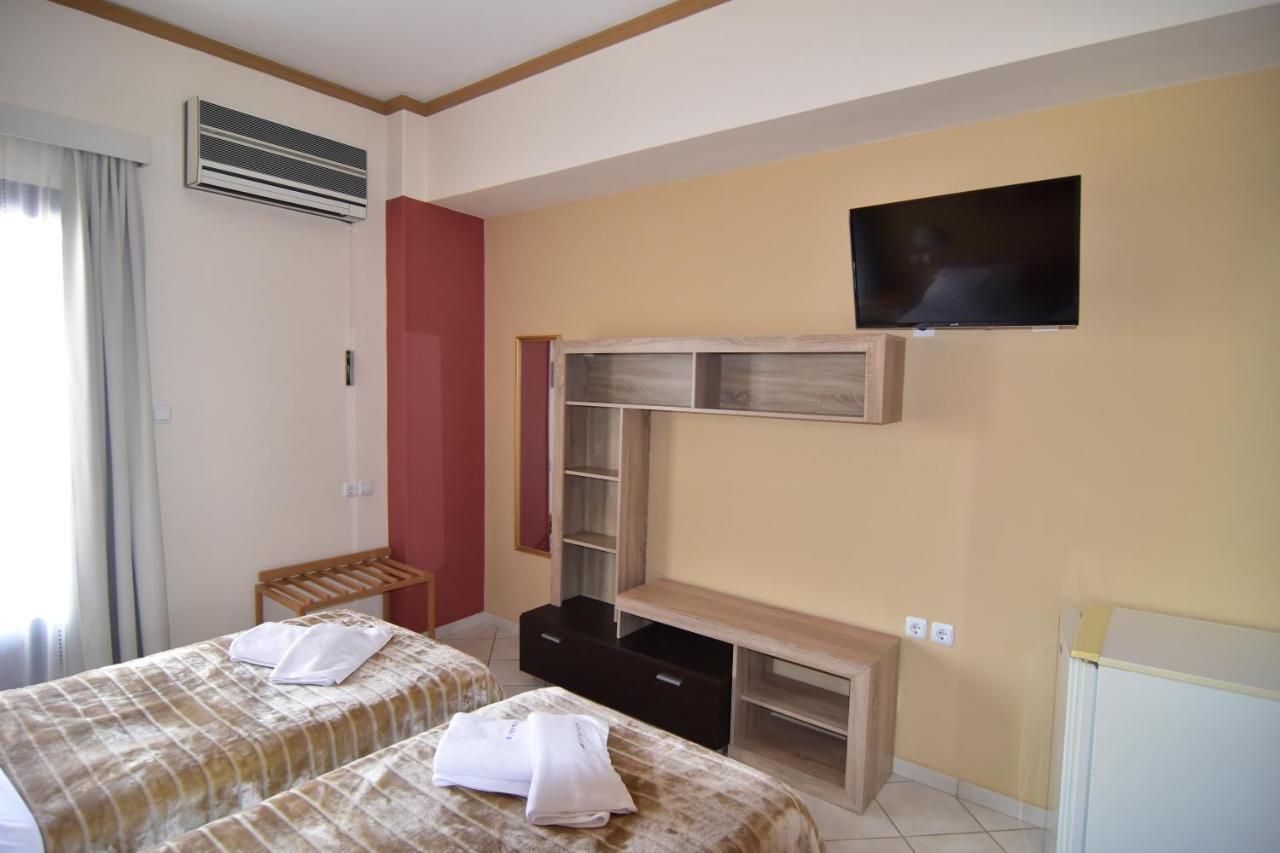 Iridanos Hotel Antikyra Eksteriør billede