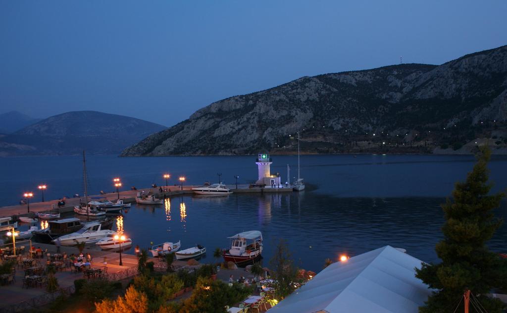 Iridanos Hotel Antikyra Eksteriør billede