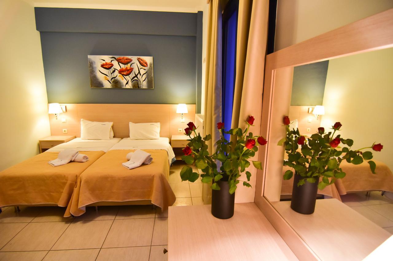 Iridanos Hotel Antikyra Eksteriør billede