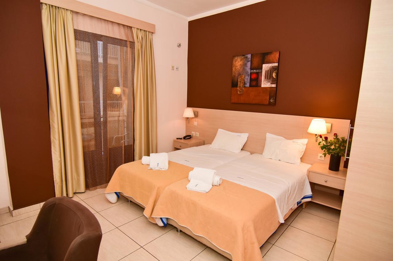 Iridanos Hotel Antikyra Eksteriør billede