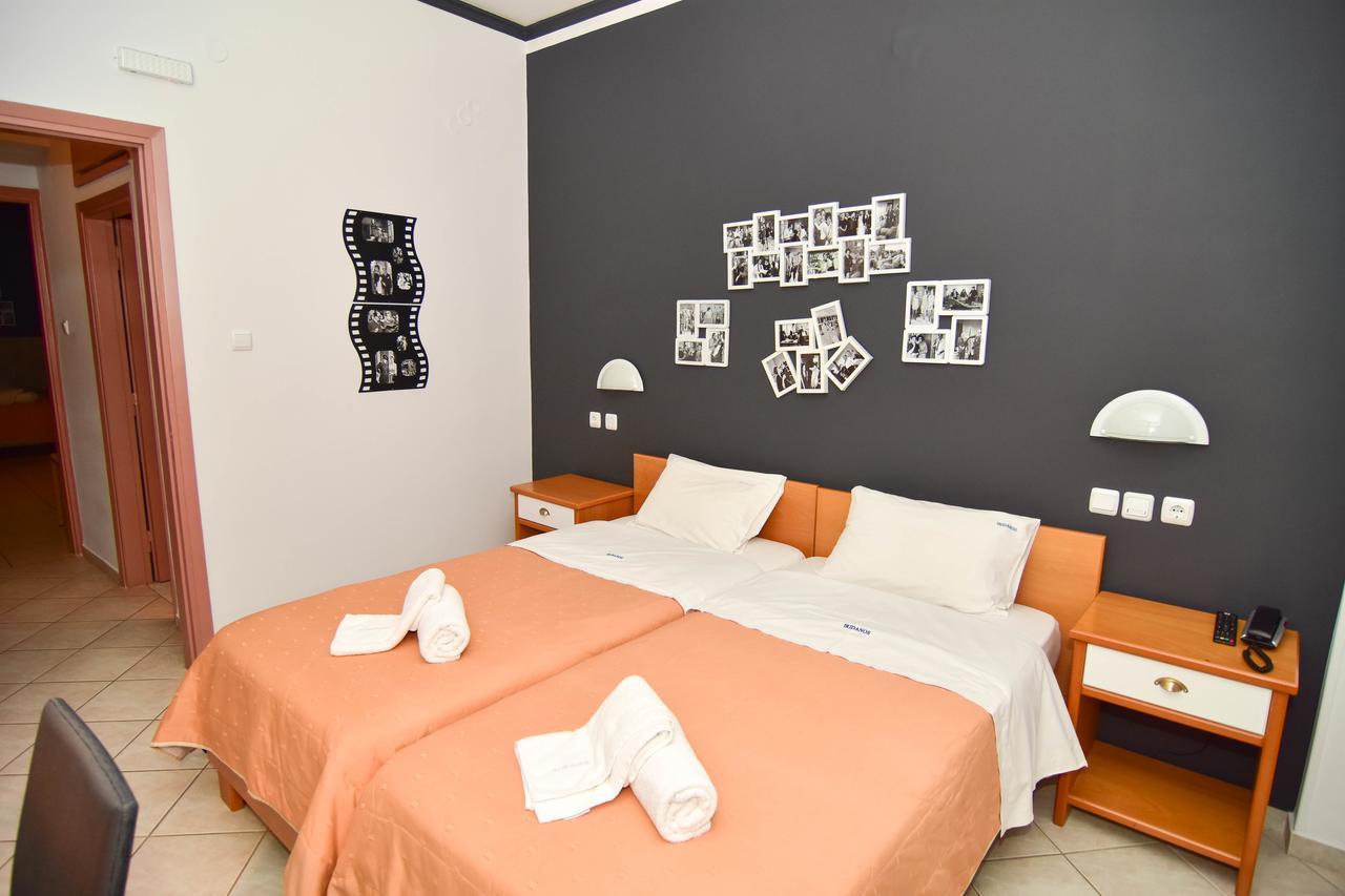 Iridanos Hotel Antikyra Eksteriør billede